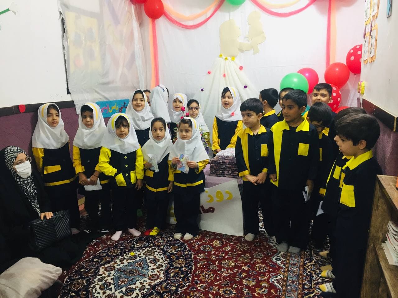 میلاد با سعادت حضرت فاطمه (سلام الله علیها) و روزمادر مبارک باد